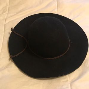Black Felt wide brim hat